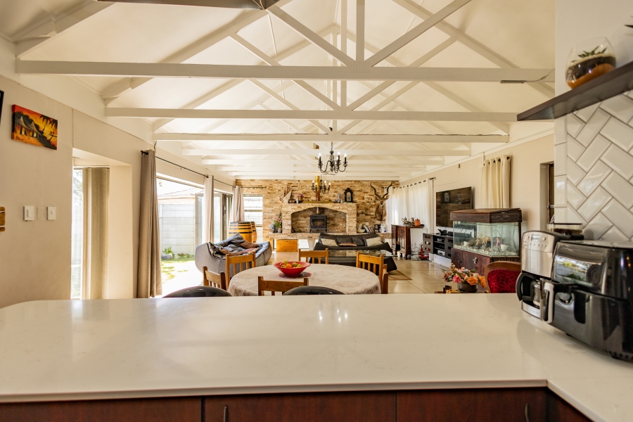 4 Bedroom Property for Sale in Rouxville Western Cape